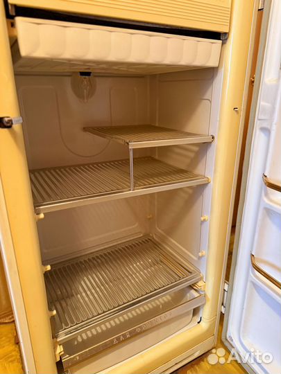 Холодильник ЗИЛ кх-240 Ретро