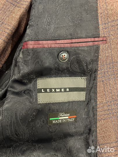 Стильный мужской костюм