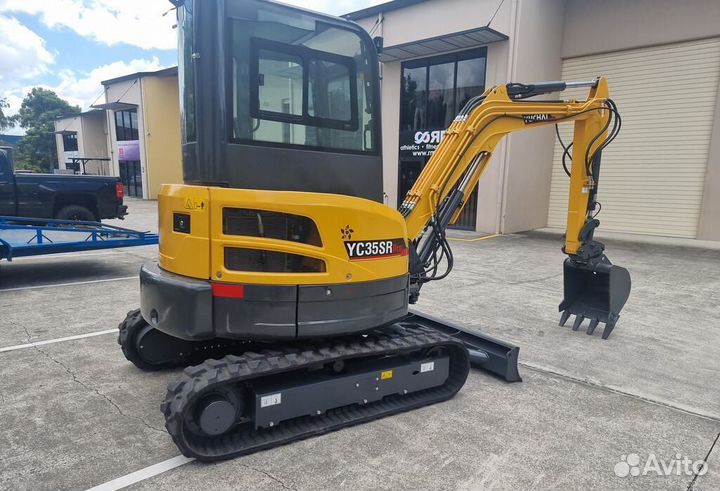 Мини-экскаватор Yuchai YC 35SR, 2022