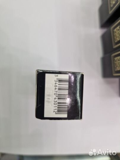 Помада guerlain kiss kiss