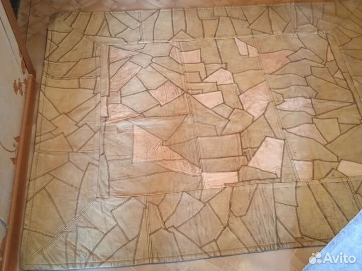 Ковер кожаный