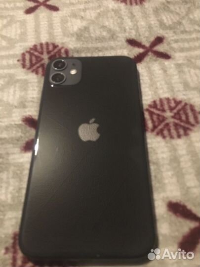 iPhone 11, 64 ГБ