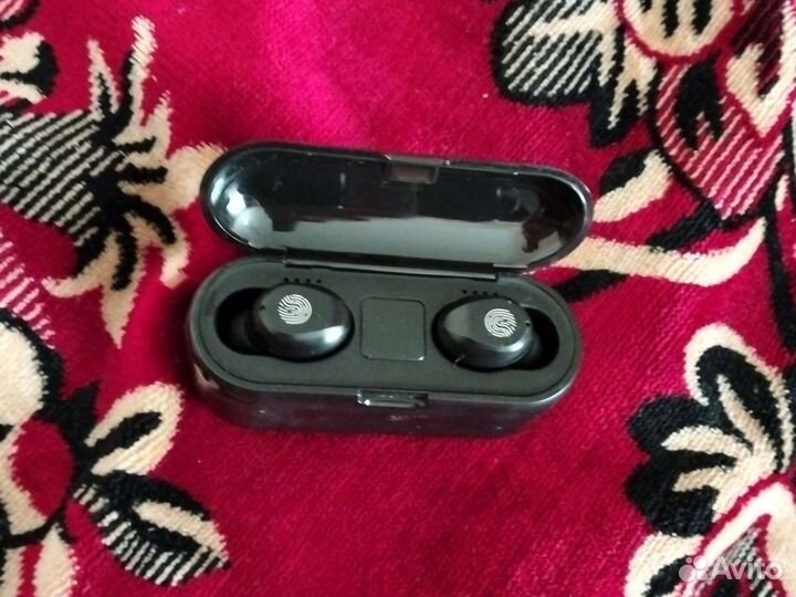 Беспроводные наушники
