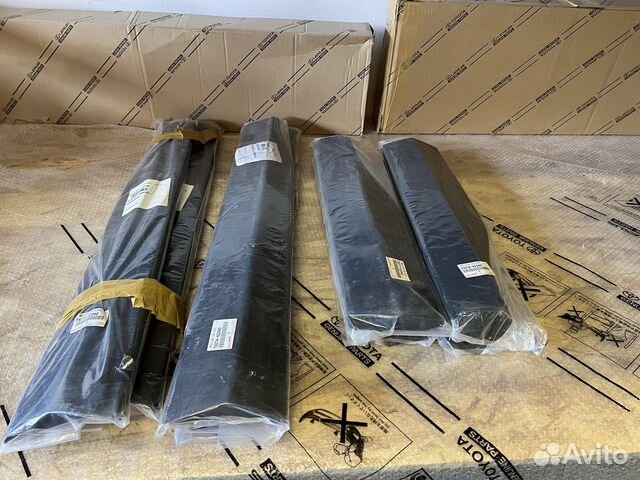 Молдинг двери Toyota RAV 4 2019 XA50