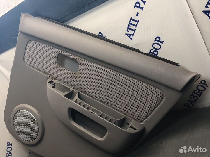 Зад прав Cube z10