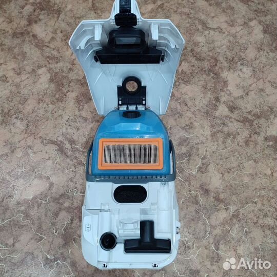 Пылесос Karcher DS 6 Premium Mediclean