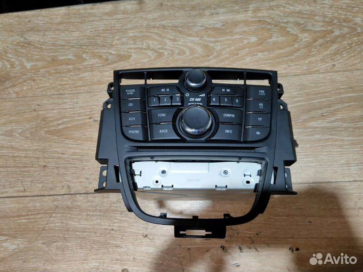 Мультимедийный модуль Opel Astra J 2010