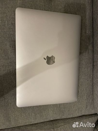 Apple MacBook air 13 2020 m1