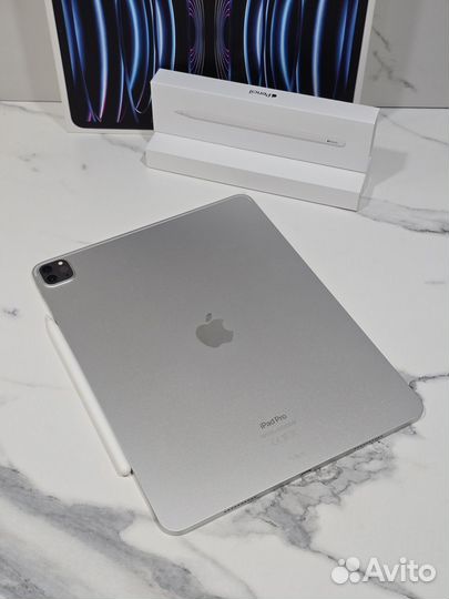 Планшет Apple iPad Pro (6th Gen) 256 гб