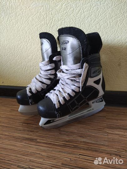 Коньки хоккейные детские 33 размер