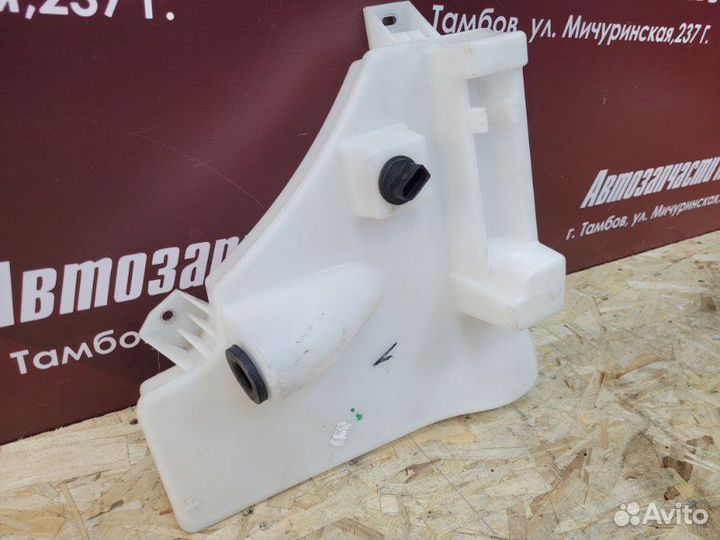 Бачок омывателя Volkswagen Touareg