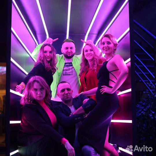 Неоновый тоннель Фотозона