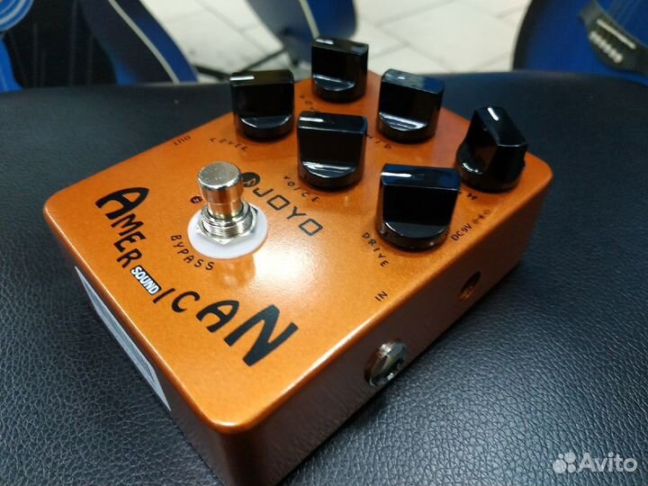 Педаль эффектов новая