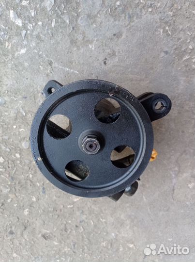 Насос гур Тойота starlet