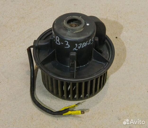 Моторчик печки VW Passat b3