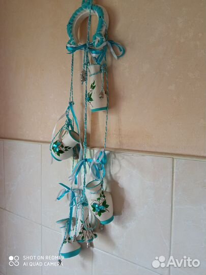 Подкова с кувшинами керамика