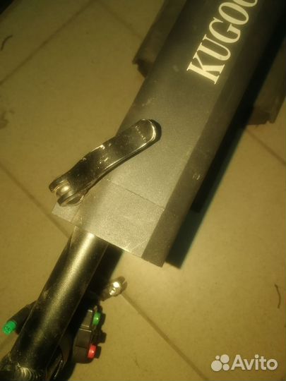 Механизм складывания и рама на электросамокат