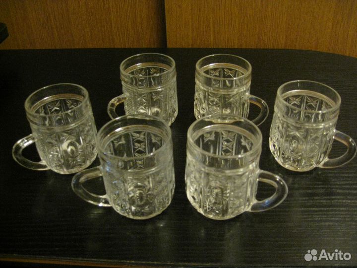 Кружечки хрустальные