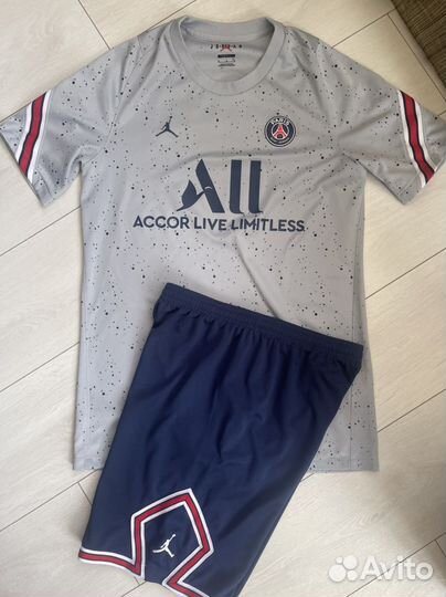 Футбольная форма