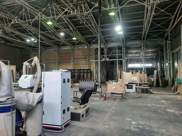 Склад, 1100 м²