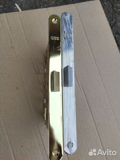 Замки для межкомнатных дверей