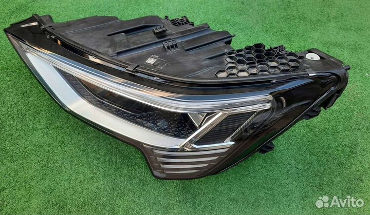 Фара full led Audi E-tron
