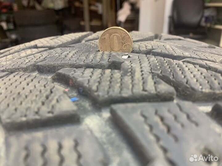 Toyo Observe G3-Ice 285/60 R18 200VR