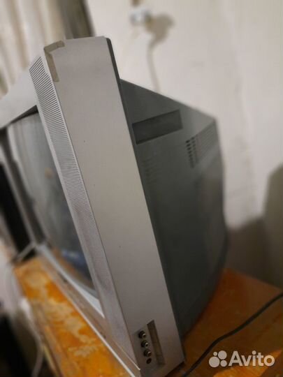 Телевизор Elenberg