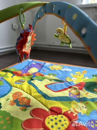 Развивающий коврик tiny love