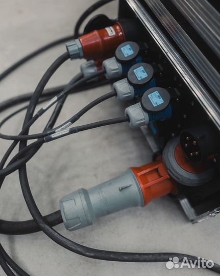 Аренда сцен, звукового и светового оборудования