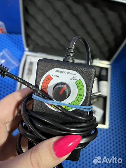 Я) Машинка для татуажа