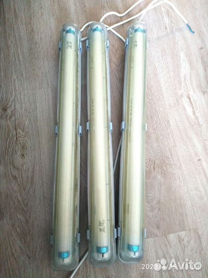 Ультрафиолетовая лампа Simple Zoo Bulk 2.0 Т8