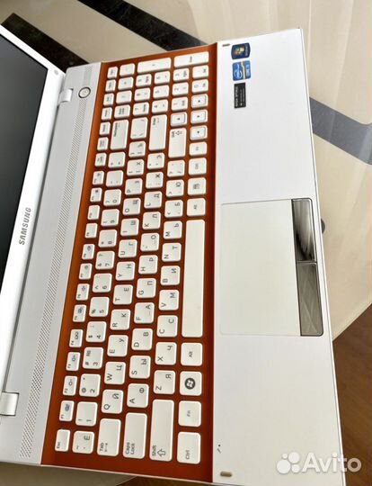 Ноутбук samsung 300V5A-S1A (NP300V5A-S1ARU)