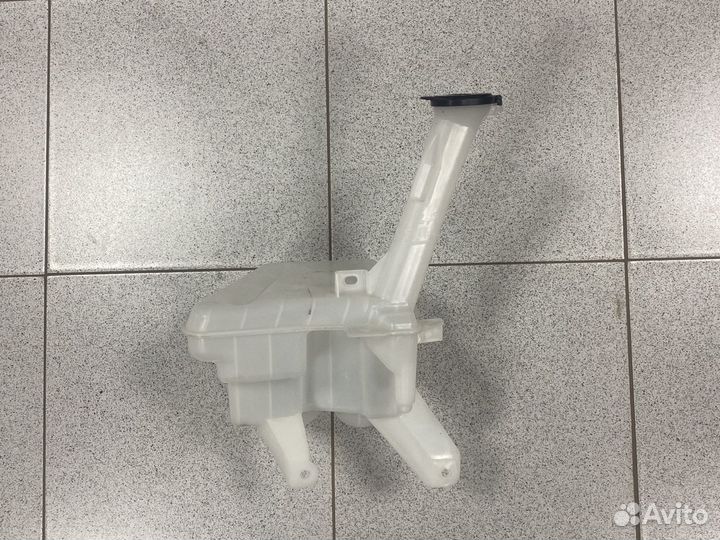 Бачок омывателя toyota yaris