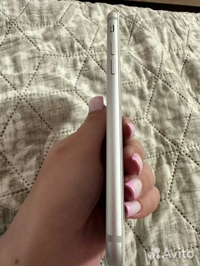 iPhone 7, 32 ГБ