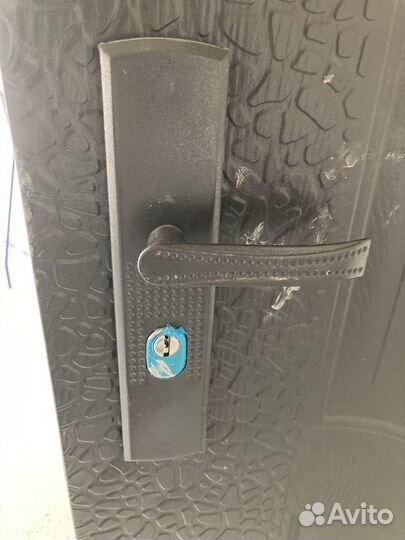 Металлическая дверь бу