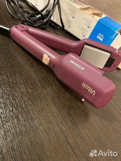 Выпрямитель (утюжок) для волос Vitek
