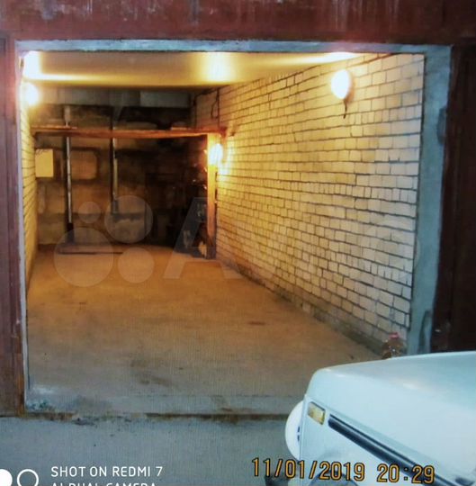 Гараж, > 30 м²