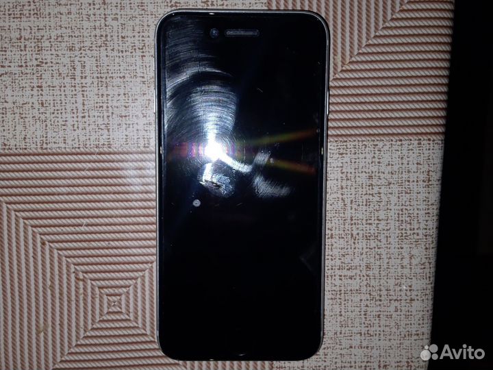 iPhone SE (2022), 64 ГБ