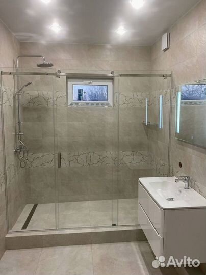 Стеклянная перегородка