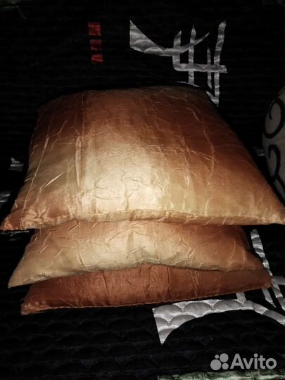 Декоративная подушка