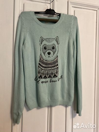 Свитер женский