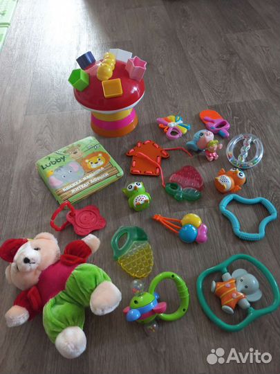 Развивающие игрушки пакетом. Тактильные мячики