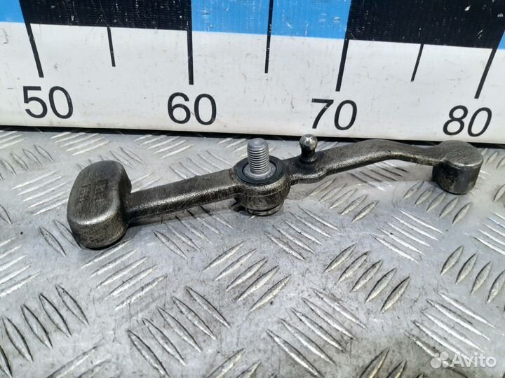 Б/У Балансир механизма переключения передач#001