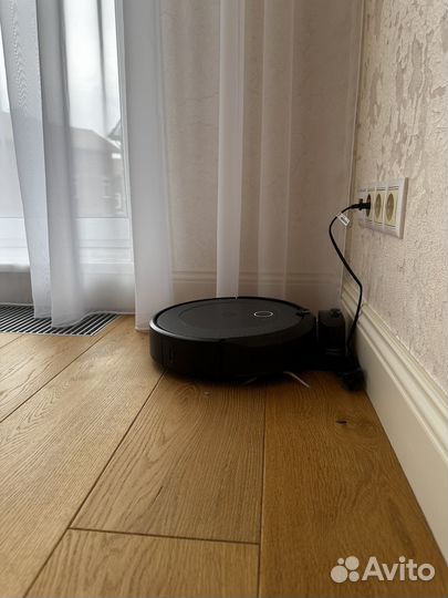 Робот пылесос irobot roomba i3