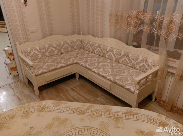 Угловой диван