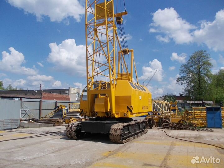 Машинист гусеничного крана