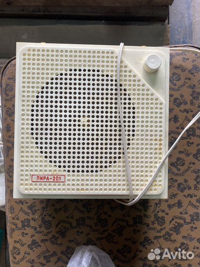 Советские часы и радио