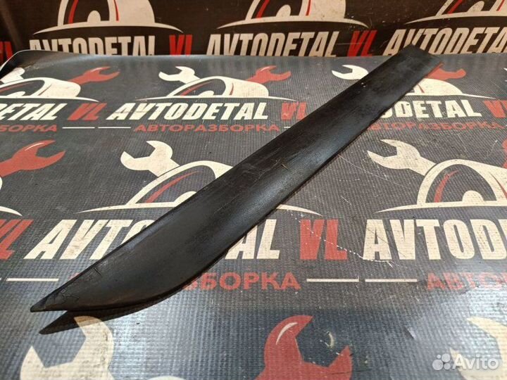 Молдинг двери задний Ford Focus 1 седан 1998-2004