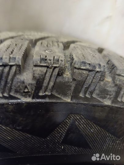 Bridgestone Blizzak Spike-01 185/65 R15